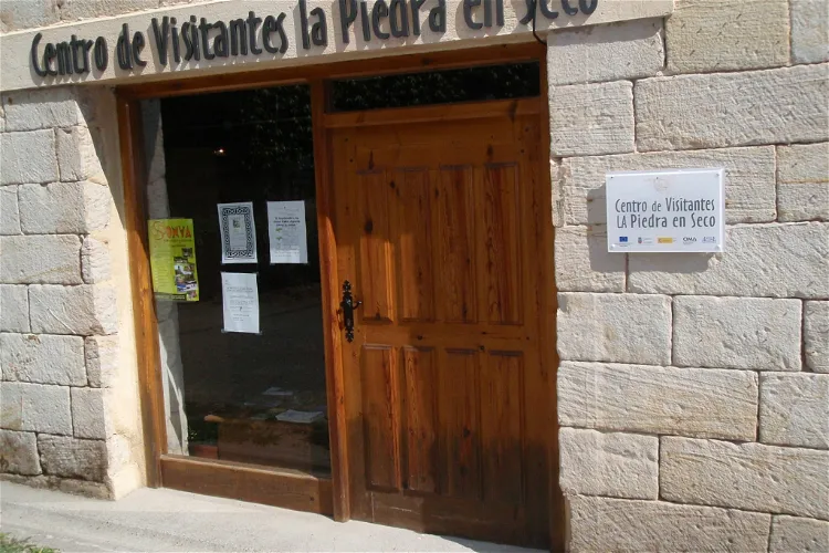 Centro de Visitantes de la Piedra en Seco