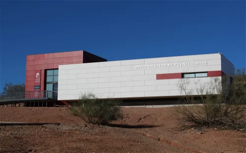 Oppidum Íbero Bridge Tables