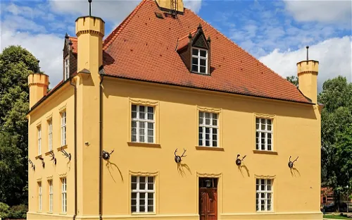 Hunting lodge Gross Schoenebeck