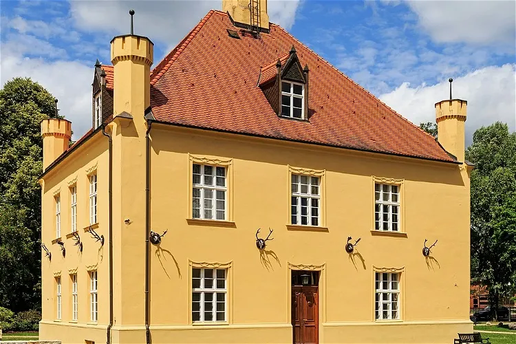 Hunting lodge Gross Schoenebeck