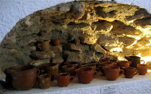 Cave Museum of Pottery