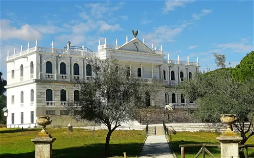 Acebron Palace
