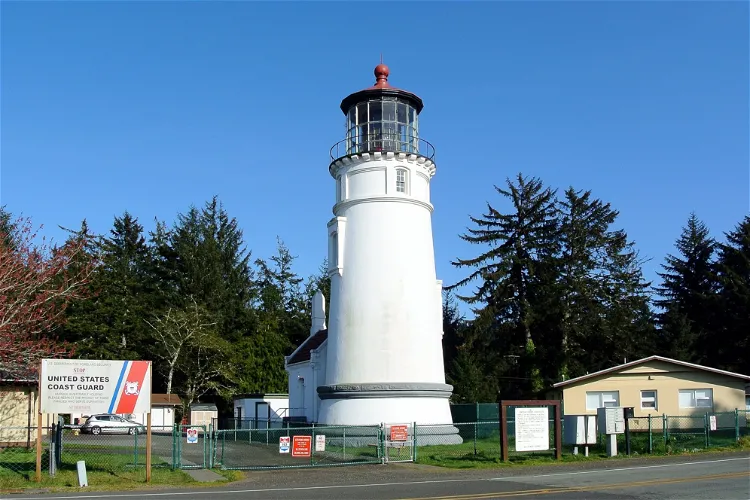 Umpqua River Lighthouse