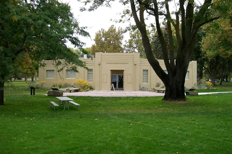 Sacajawea Historical State Park