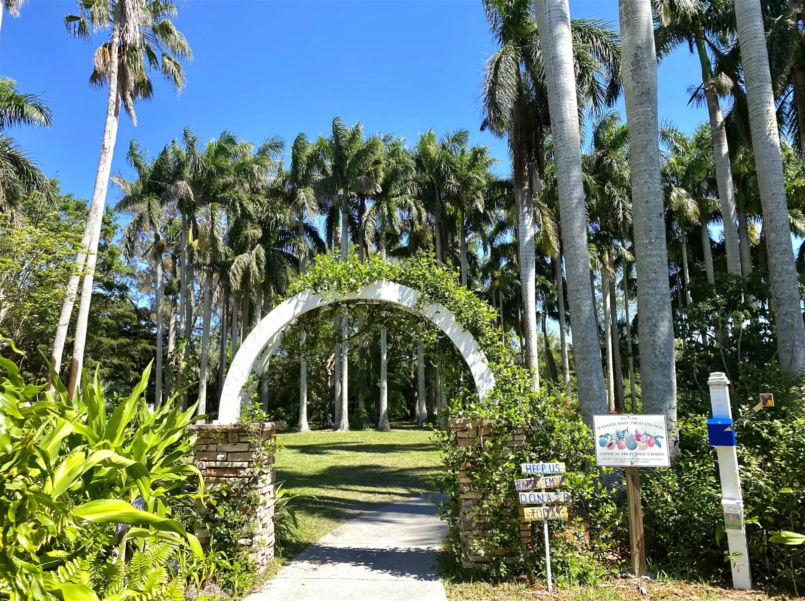 Palma Sola Botanical Park