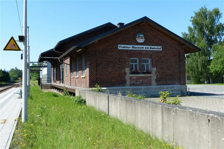 Traktor Museum am Bahnhof