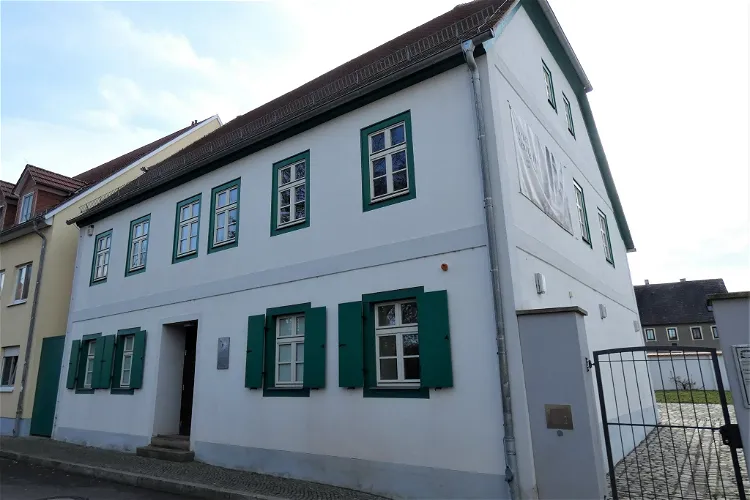 Neues Schillerhaus