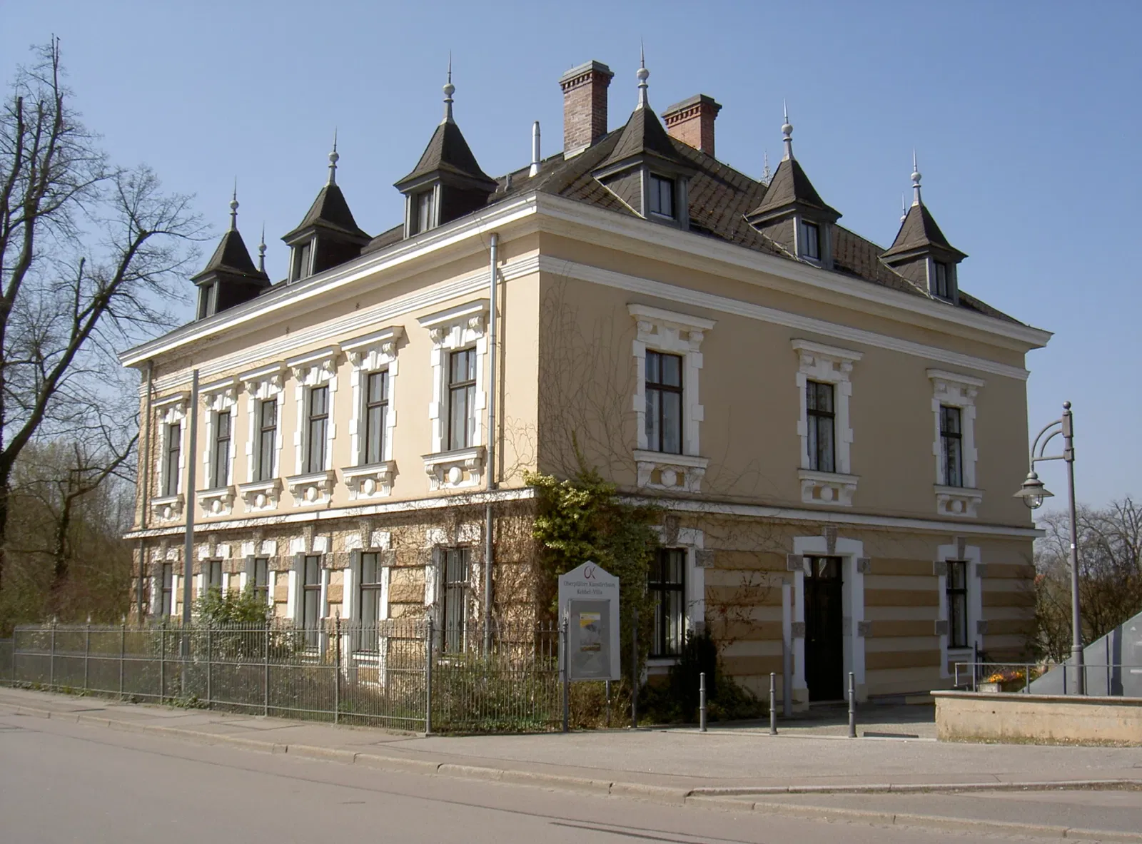Kebbel Villa - Oberpfälzer Künstlerhaus