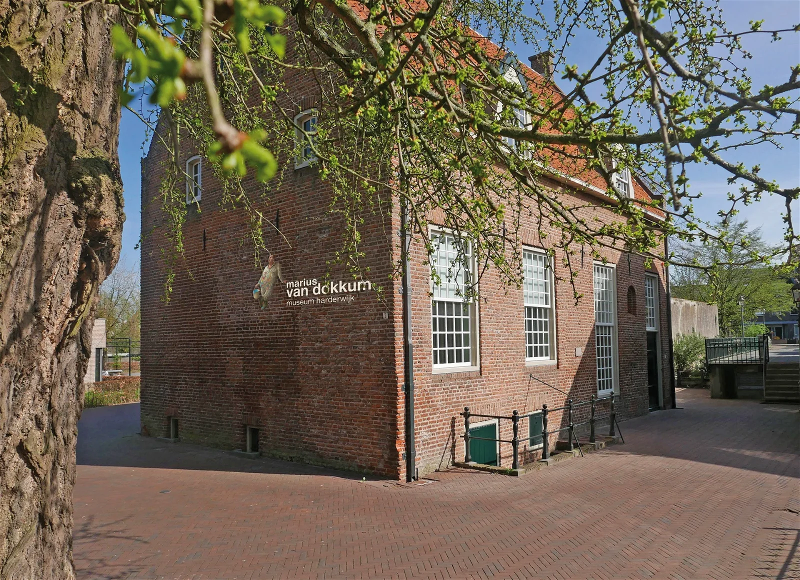Marius van Dokkum Museum