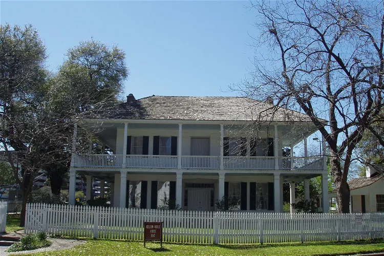 Sam Houston Park