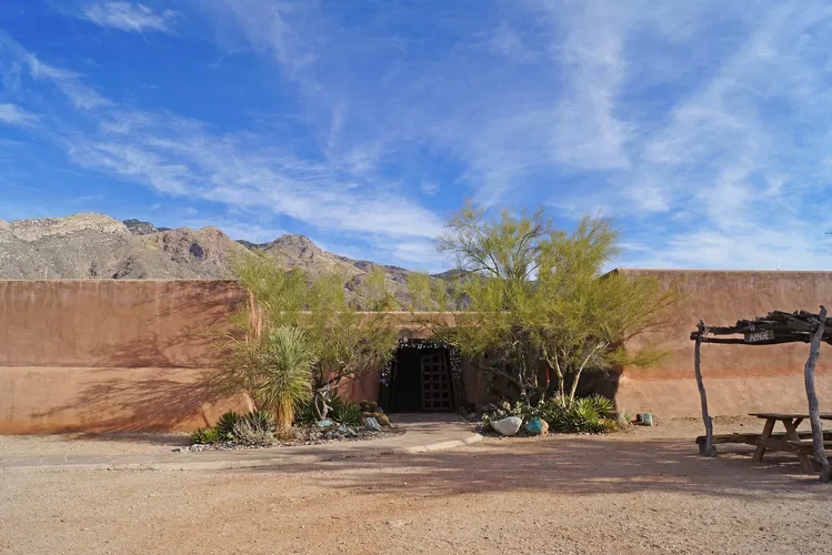 District historique de The DeGrazia Gallery in the Sun