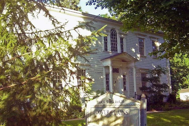 Tabor-Wing House