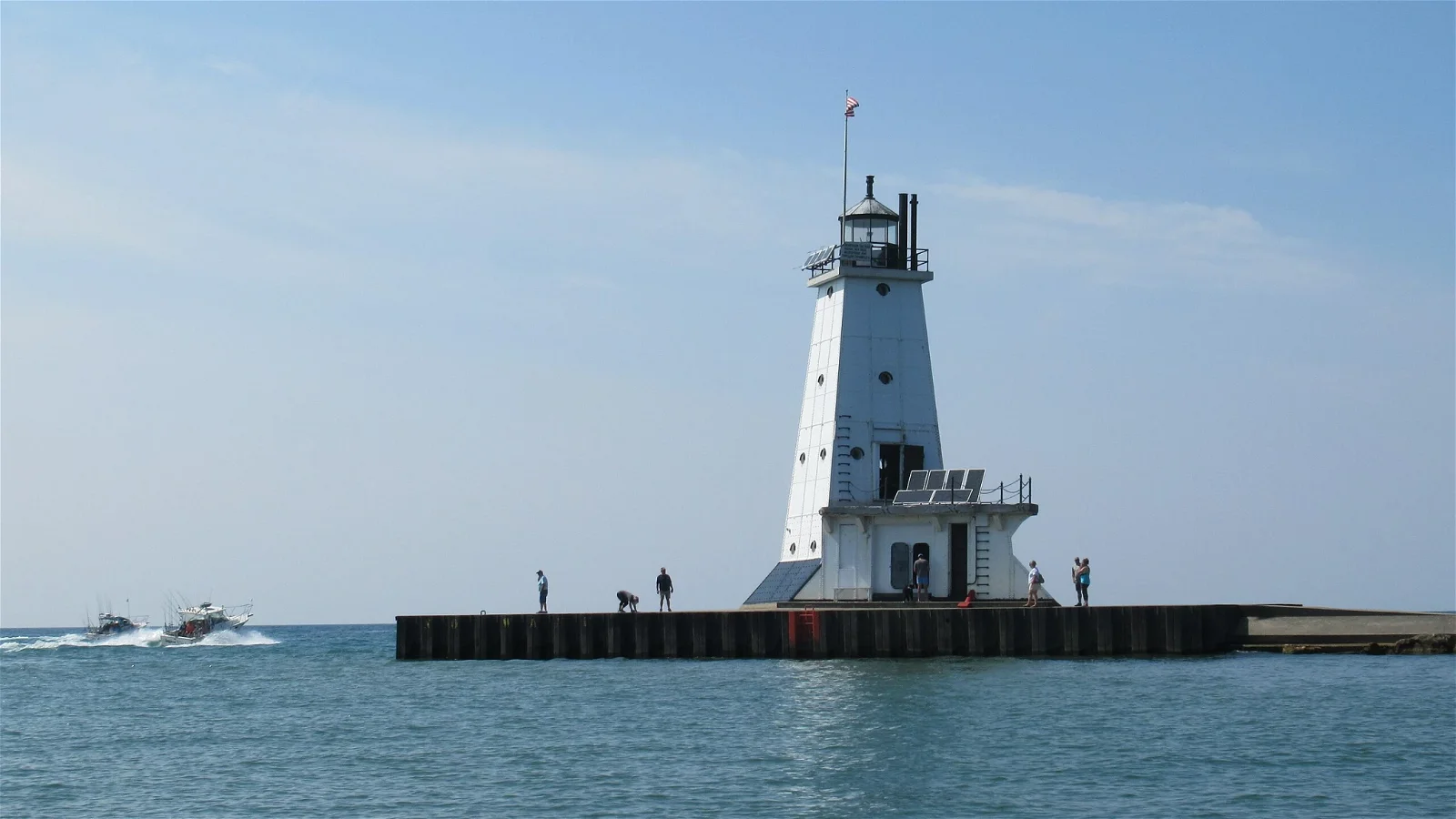Ludington North Breakwater Light