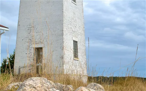 Burnt Coat Harbor Light