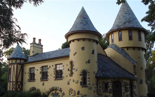 Curwood Castle