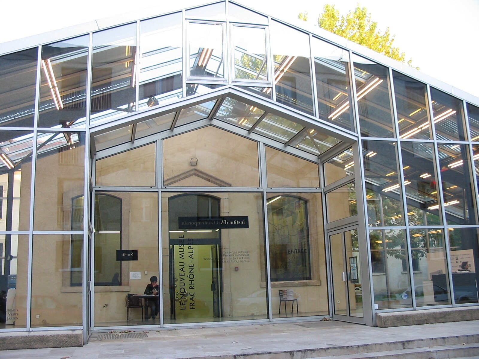 Institut d'Art Contemporain