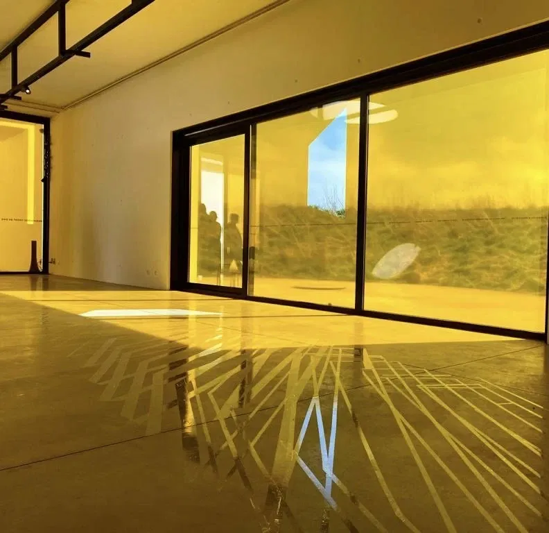 WAITING FOR: GOLDEN HOUR / Kaat Van Doren