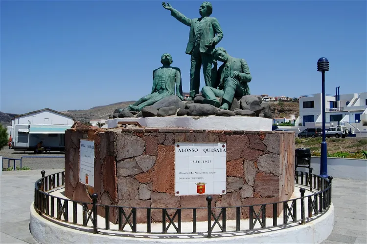 Poet Javier de la Rosa Museum