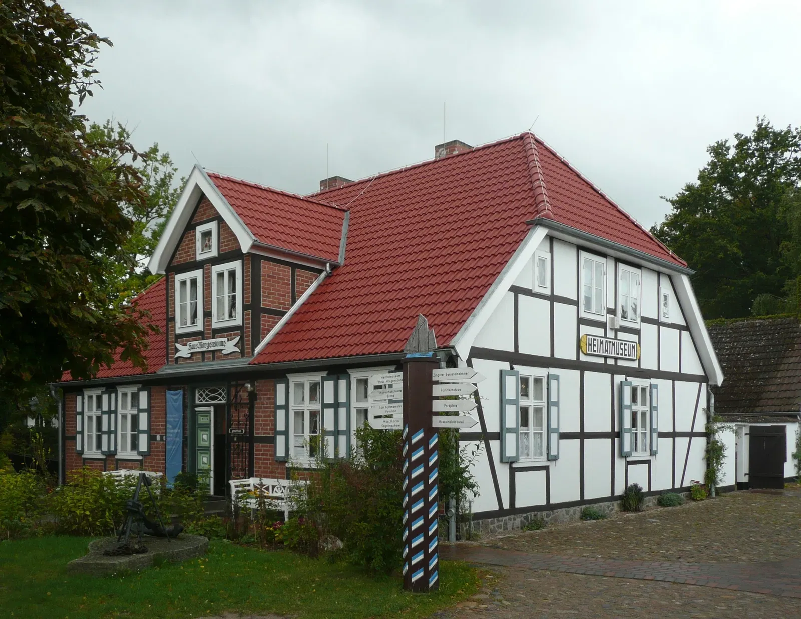 Heimatmuseum Zingst mit Museumshof