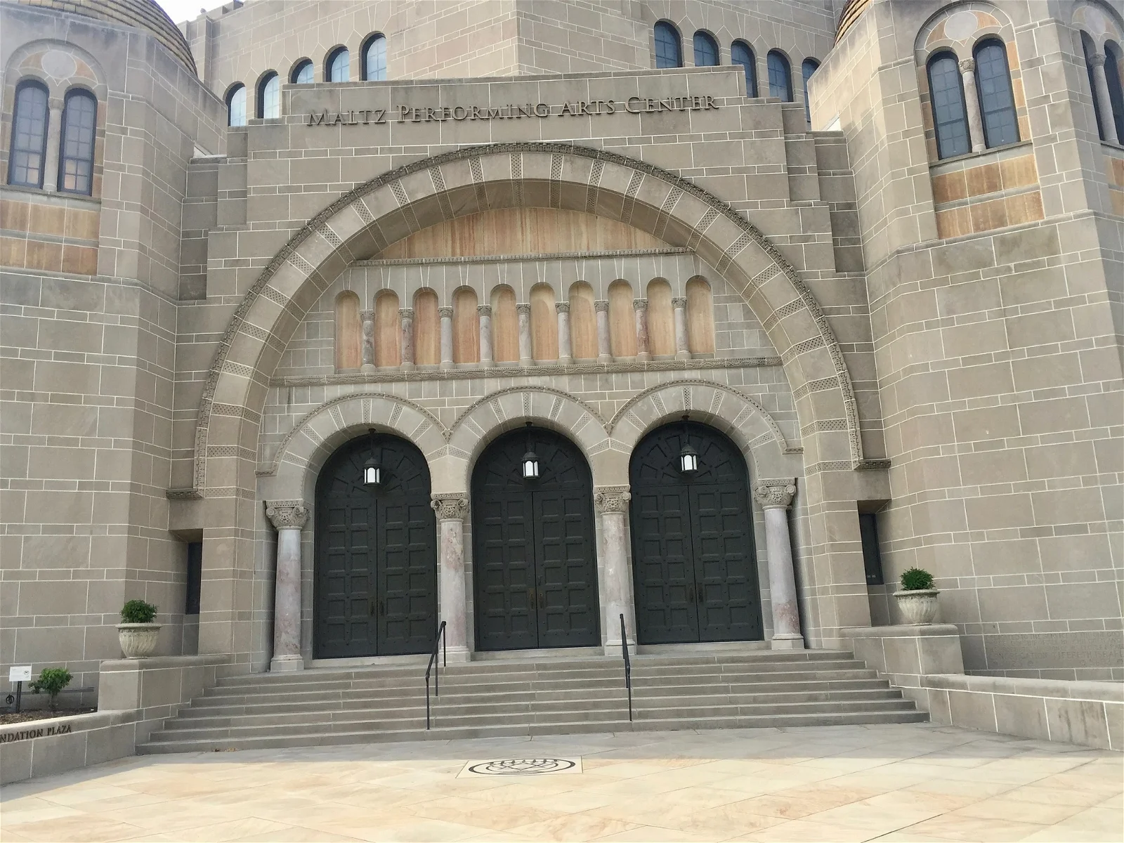 Art museums in Cleveland All 4 - Maltz Performing Arts Center Cleveland.webp