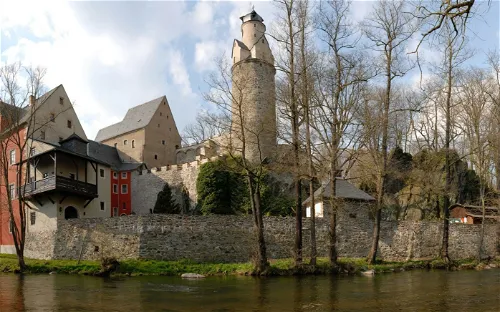 Burg und Schloss Stein
