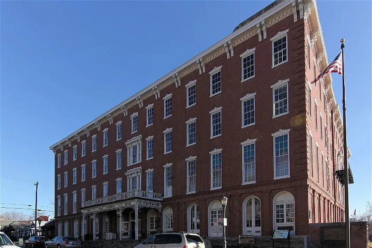 Patee House Museum And Jesse James Homes