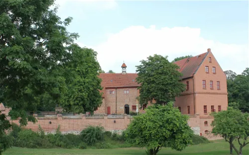 "Old Castle" Penzlin