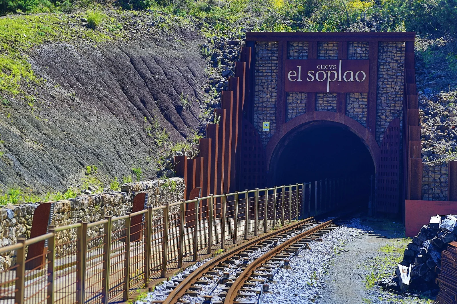 El Soplao Cave