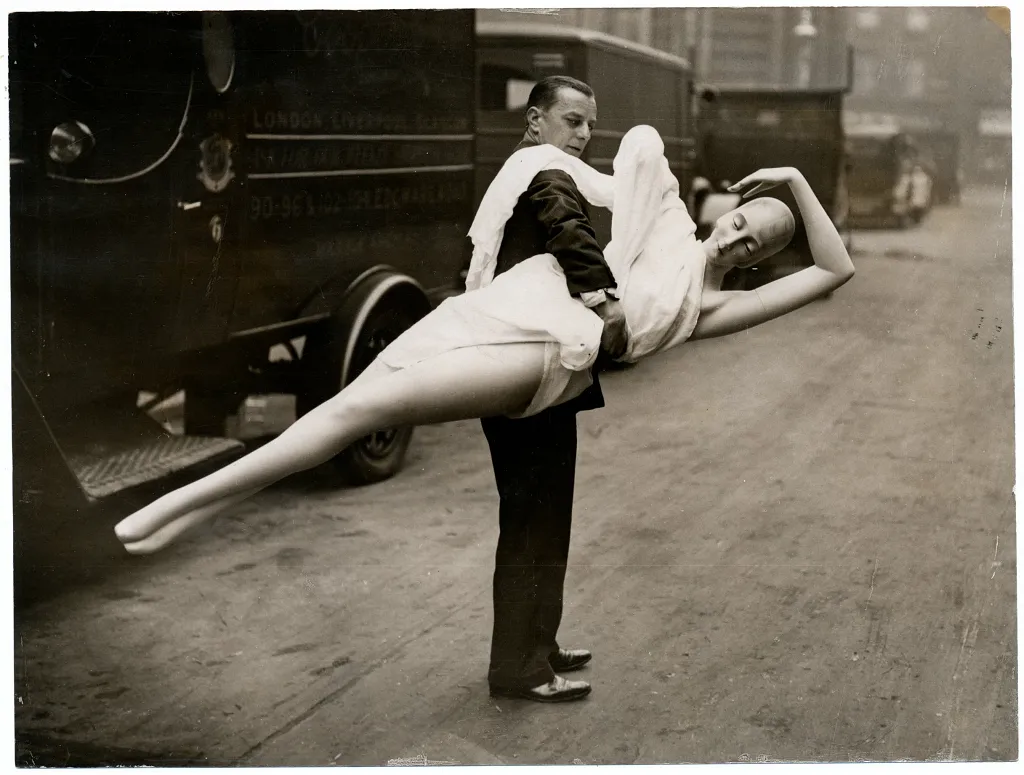 Variétés. Photography and the Avant-Garde