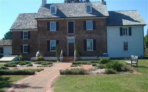 Ferry Plantation House