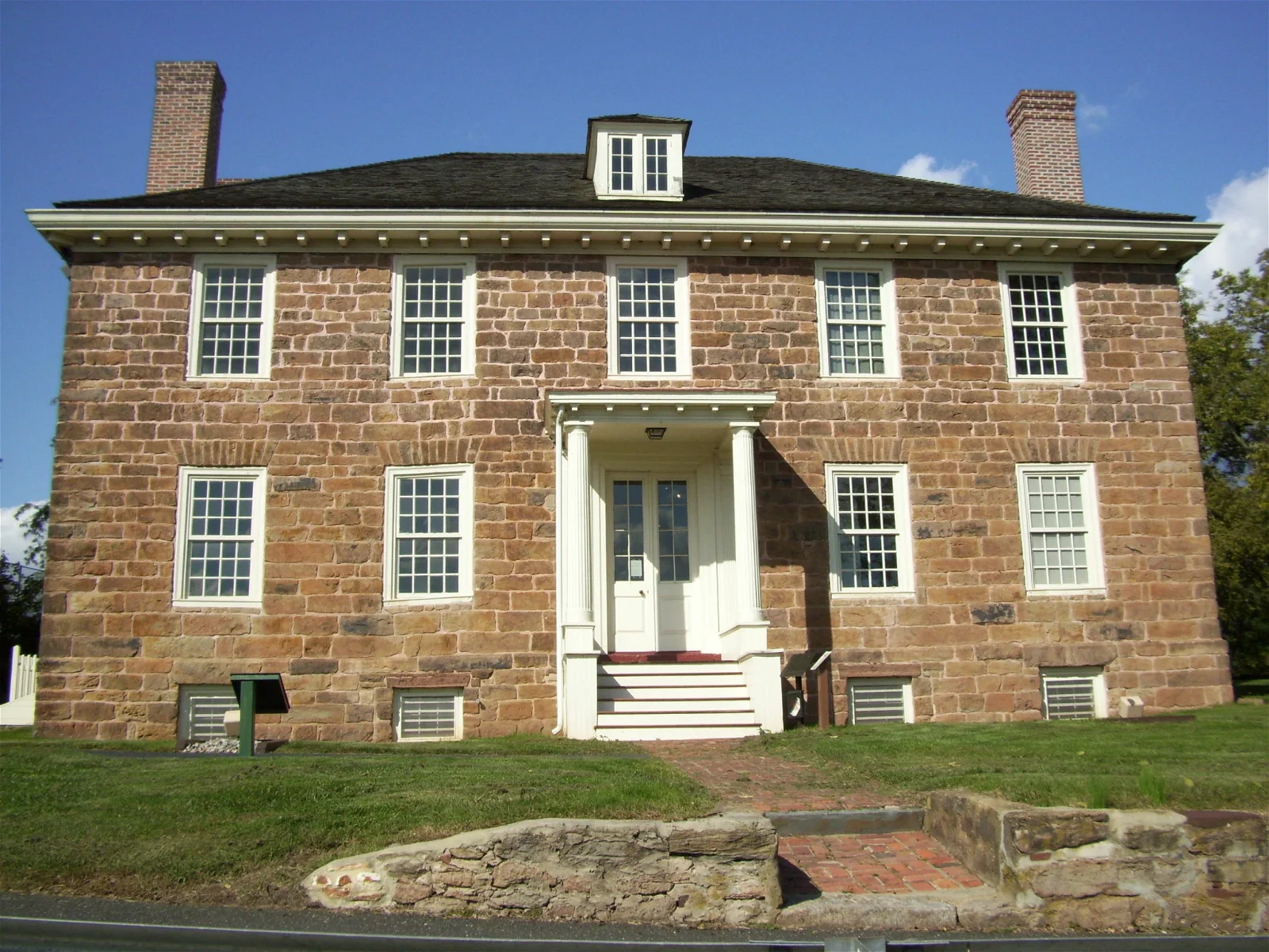Cornelius Low House Museum