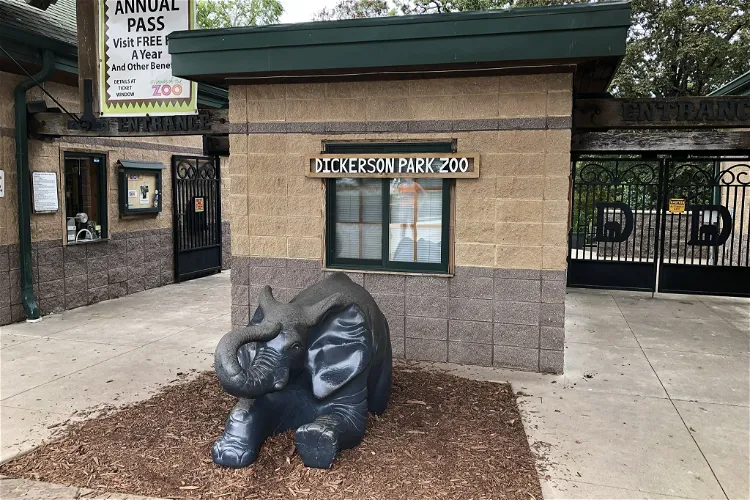 Dickerson Park Zoo