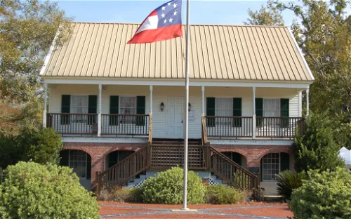 Camp Moore Cemetery and Museum