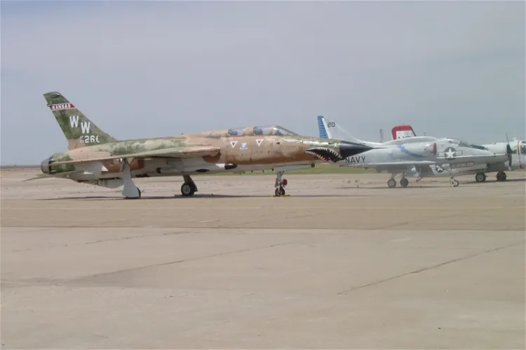 Mid-America Air Museum