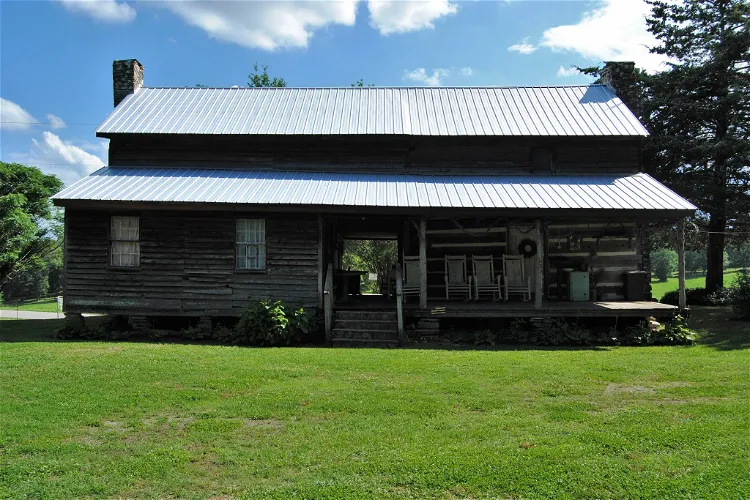 Fort Hollingsworth–White House