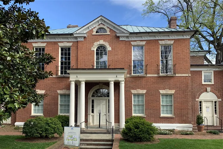 Dumbarton House