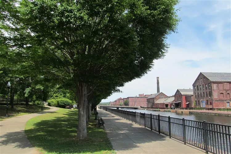 Holyoke Heritage State Park