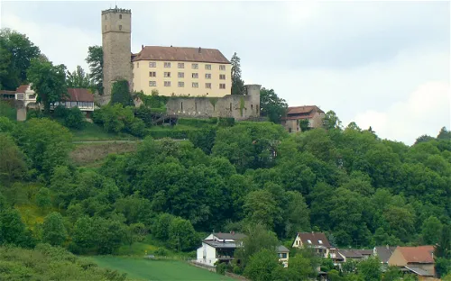 Burg Guttenberg Haßmersheim