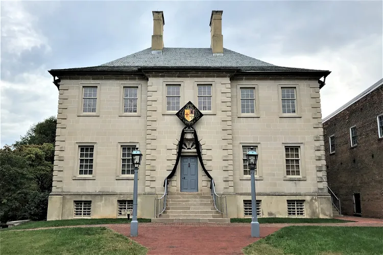Carlyle House
