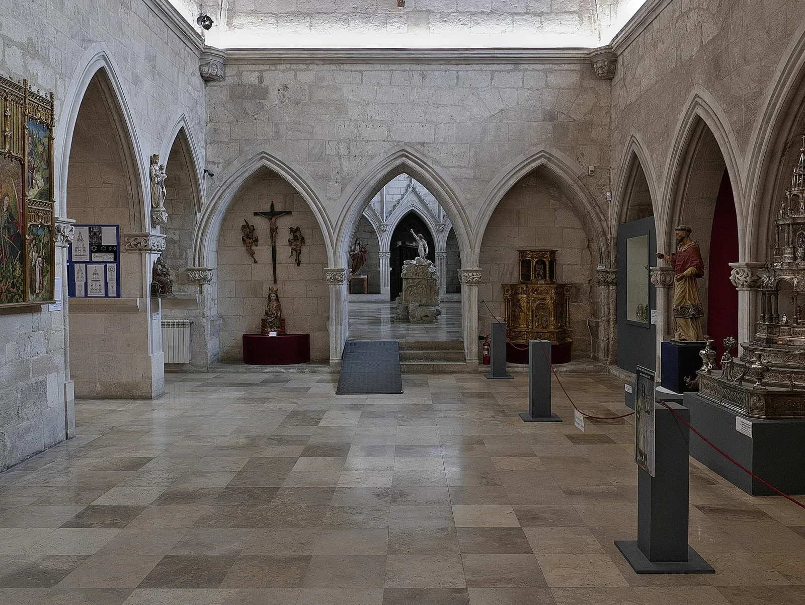 Museo de la Colegiata de Santa María
