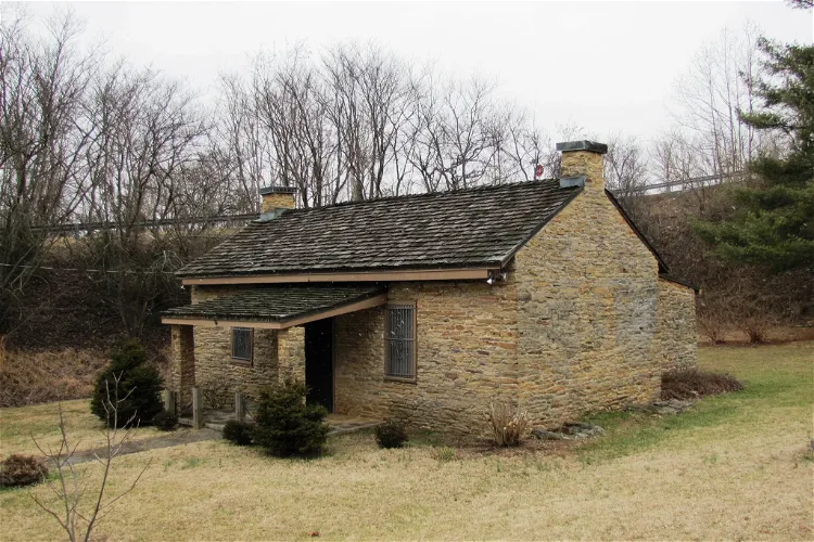Sparta Rock House State Historic Site