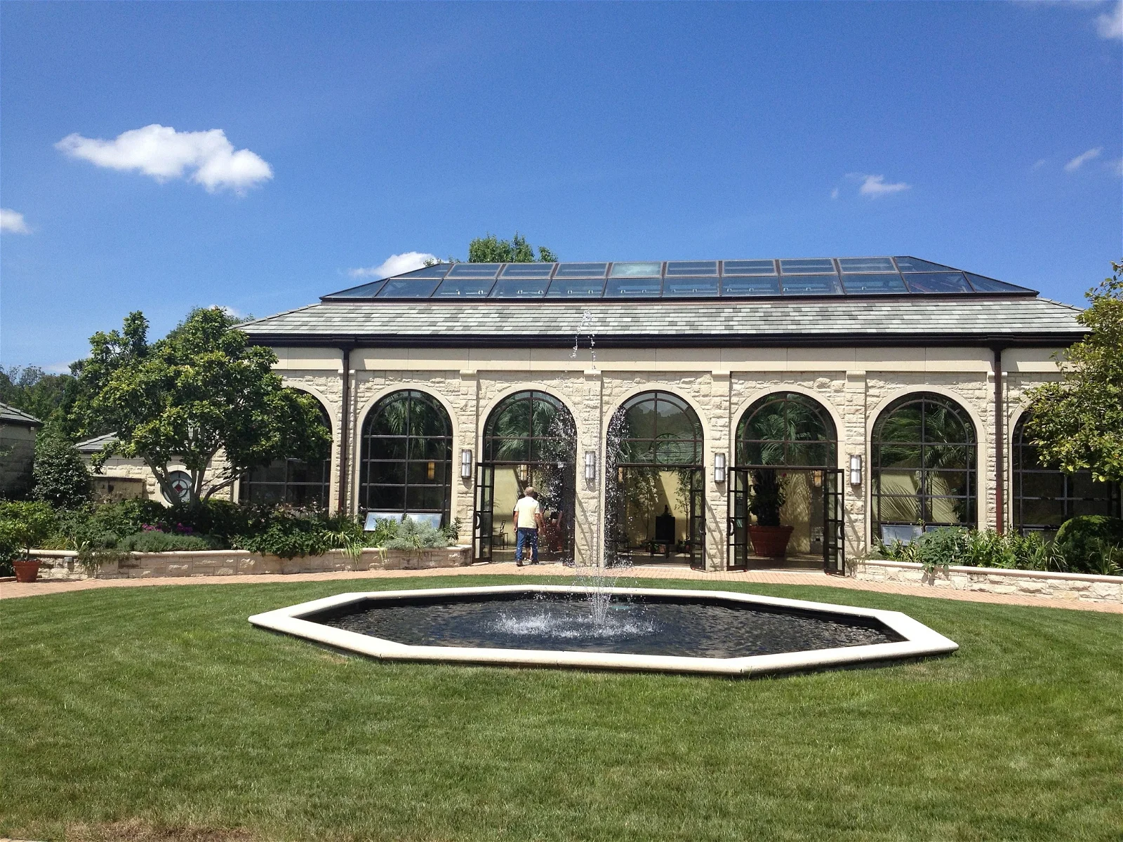 Ewing and Muriel Kauffman Memorial Garden