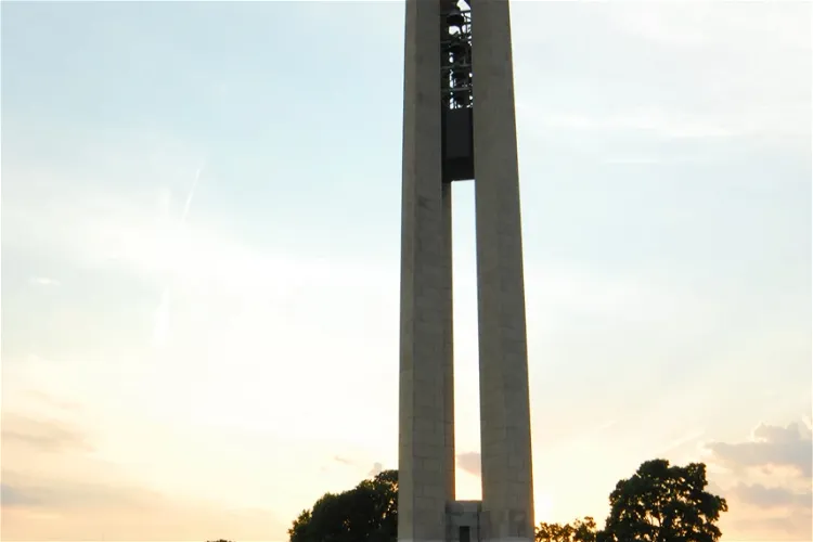 Carillon Historical Park