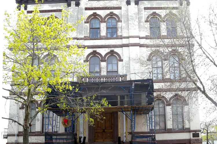 The 1868 Poppenhusen Institute