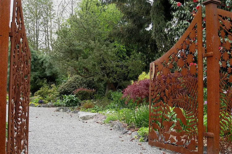 Highline SeaTac Botanical Garden
