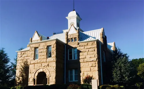 Chickasaw Nation Historic Capitol Building