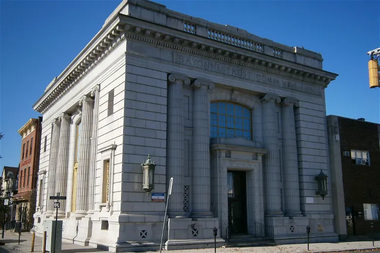 Bayonne Community Museum