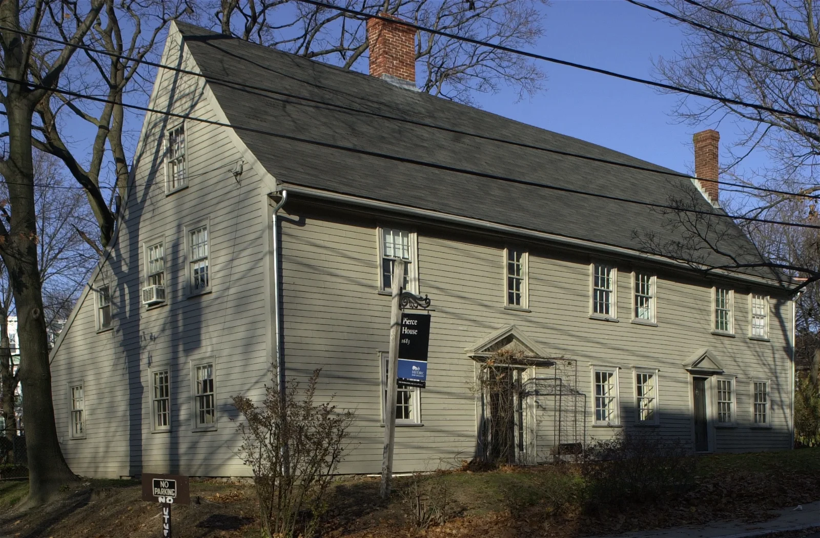 Pierce House (1683)