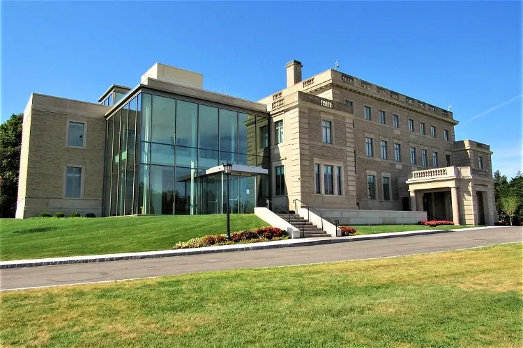McMullen Museum of Art