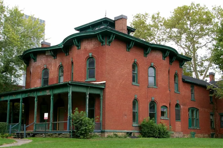 Cozad-Bates House Interpretive Center